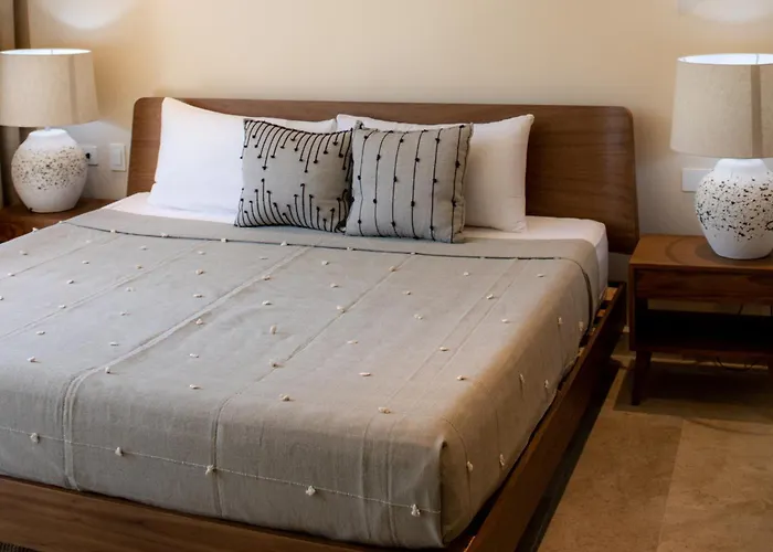 Peregrina 202a 2br Luxury Apartment *